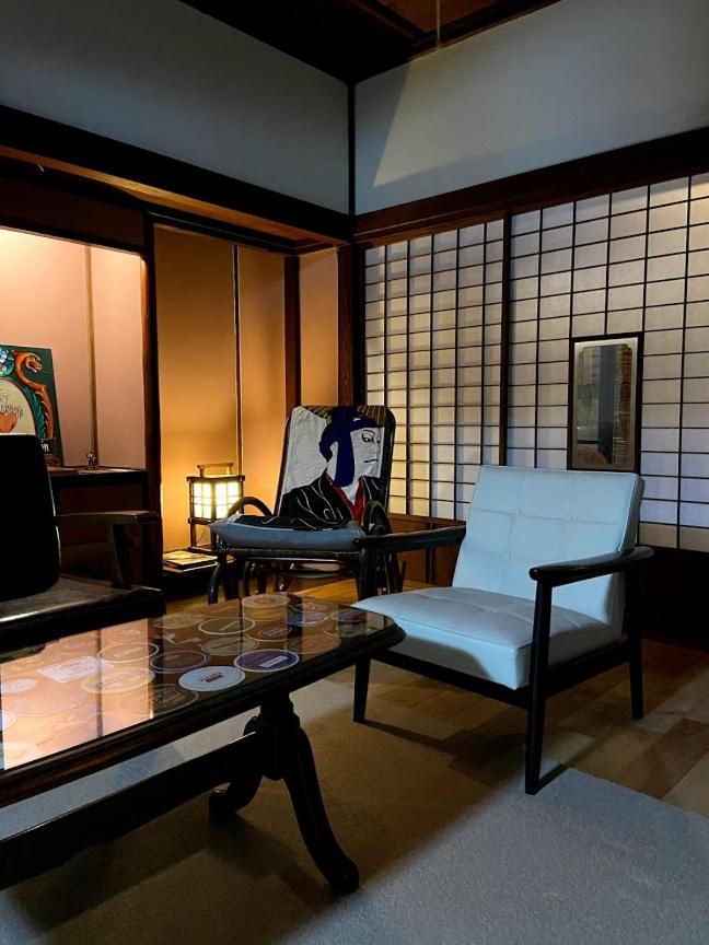 Okiya Guest House & Tapas Bar 키류 외부 사진